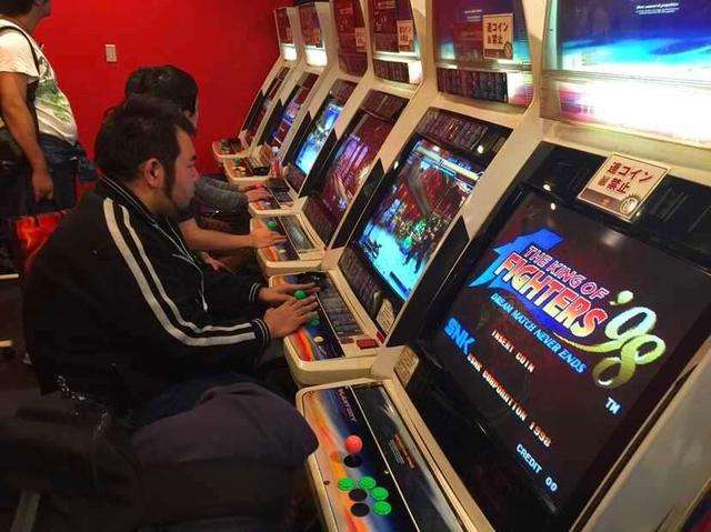 拳皇里那些惨不忍睹的必杀技,盘点拳皇最华丽的大招