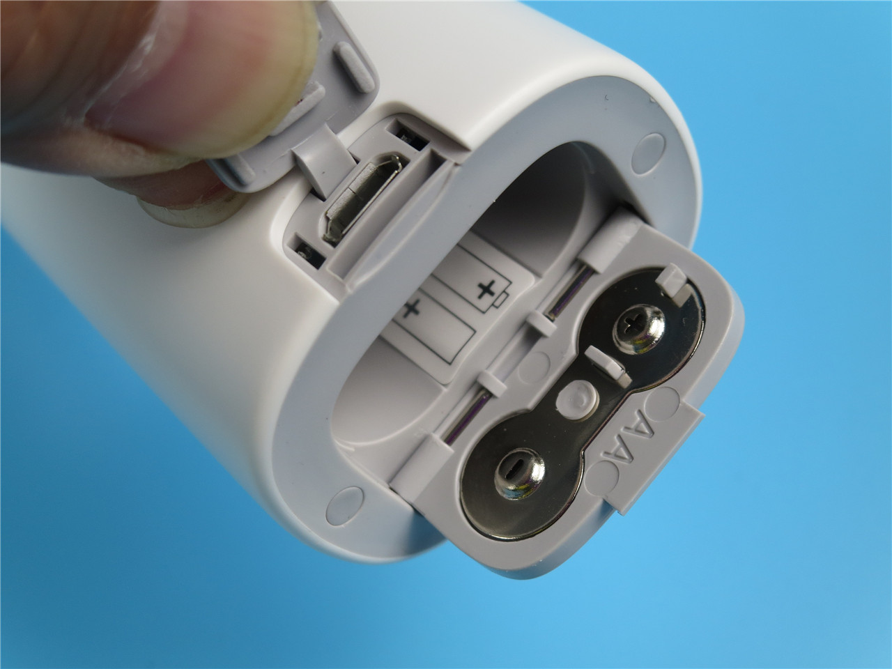 「超逸酷玩」拥有九安微网雾化器自己在家轻松做雾化