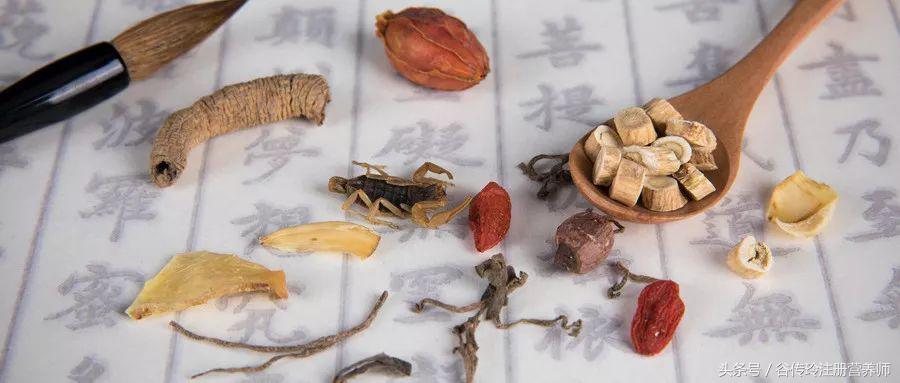 孕妇为什么不能吃螃蟹和柿子,孕妇吃螃蟹吃柿子有什么影响