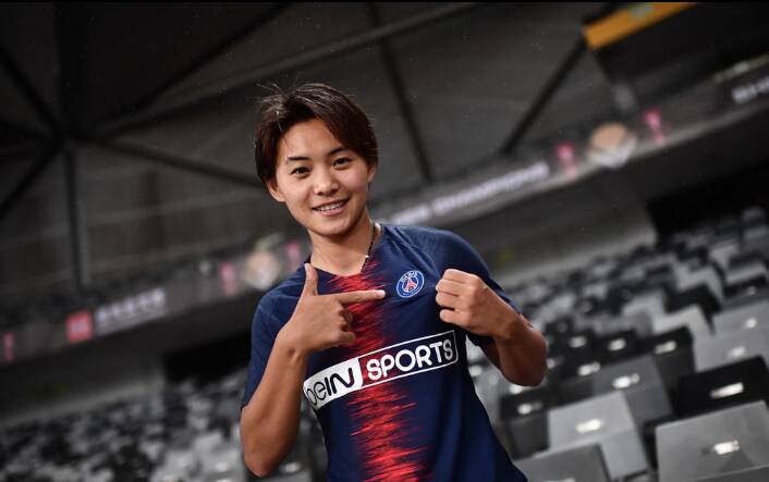 飘逸吊射王霜收获留洋美国首球,王霜热刺首粒进球