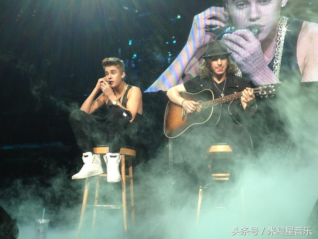 比伯承认婚姻状况,比伯承认婚姻