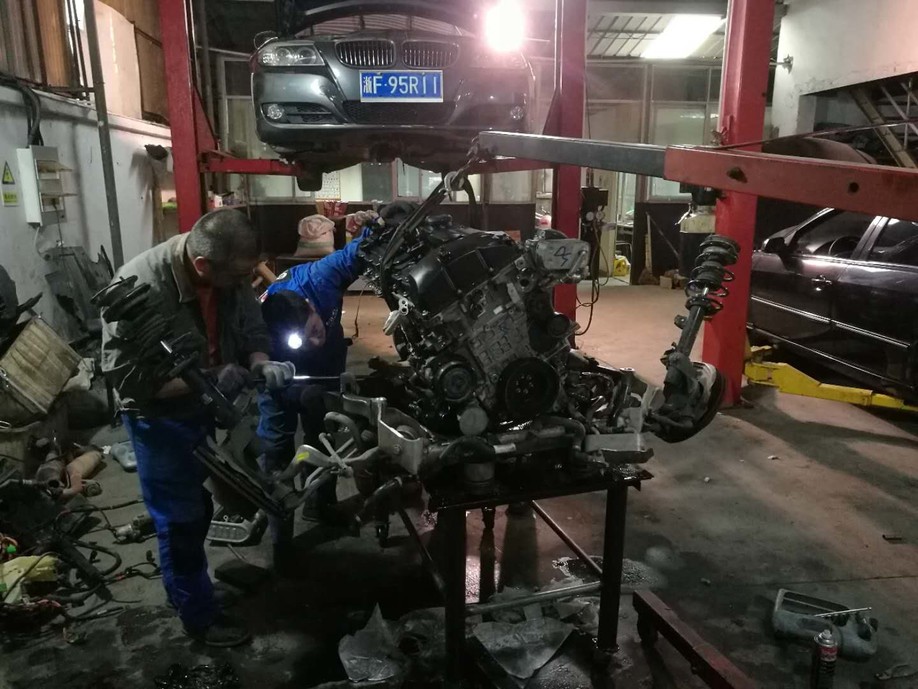 二手五菱之光多长时间保养一次,五菱之光小卡保养一般多少钱