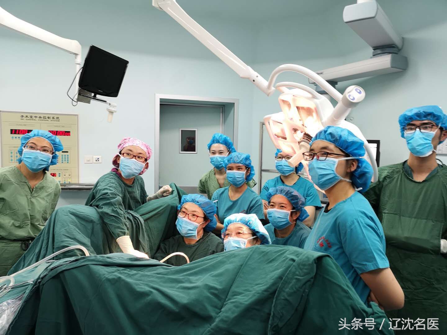 女性这个器官除了能生孩子，还被医生巧妙利用，独特手术全靠它！