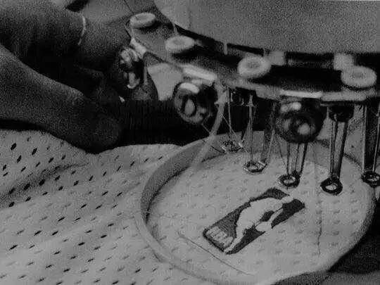 历经99年“Champion”卷土归来，再次引领潮流！