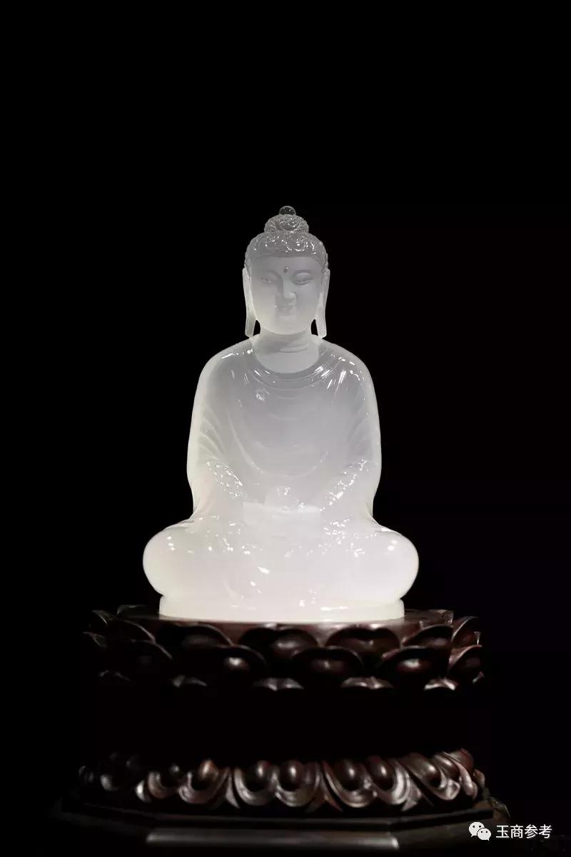 玉商参考：潜心守艺30年，看镇平一懵懂少年，如何蜕变为玉雕大师