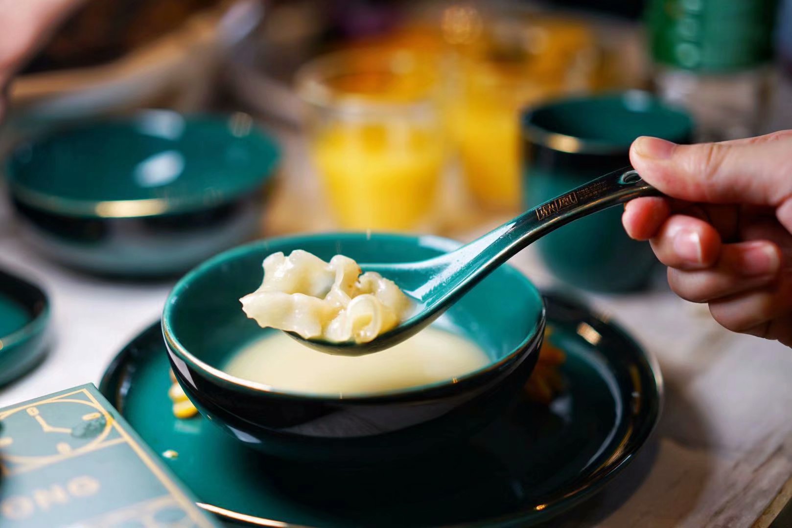 香港女星如何保养大揭秘,特别抗老的香港女星