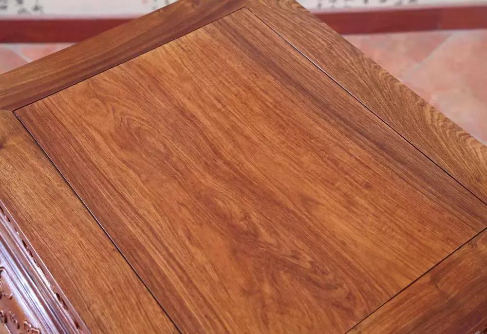 红木家具同材质不同尺寸价格差异,为什么同样红木材质价钱差很多