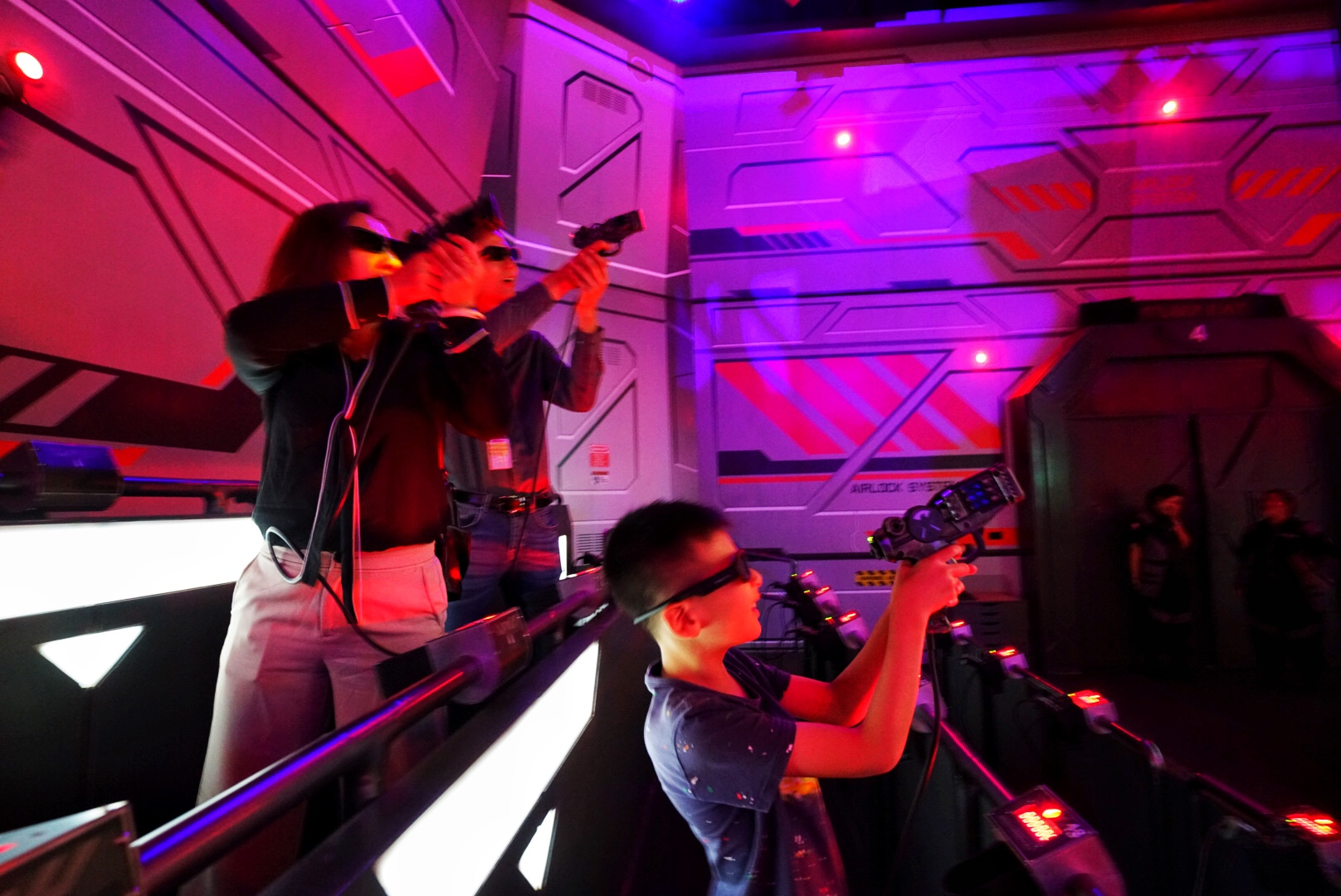 慢行曼谷，和宝贝一起圆一个少年英雄梦