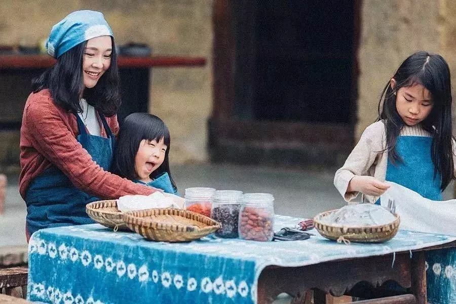 妈妈和孩子一起解决问题,妈妈和宝宝一起生病怎么办