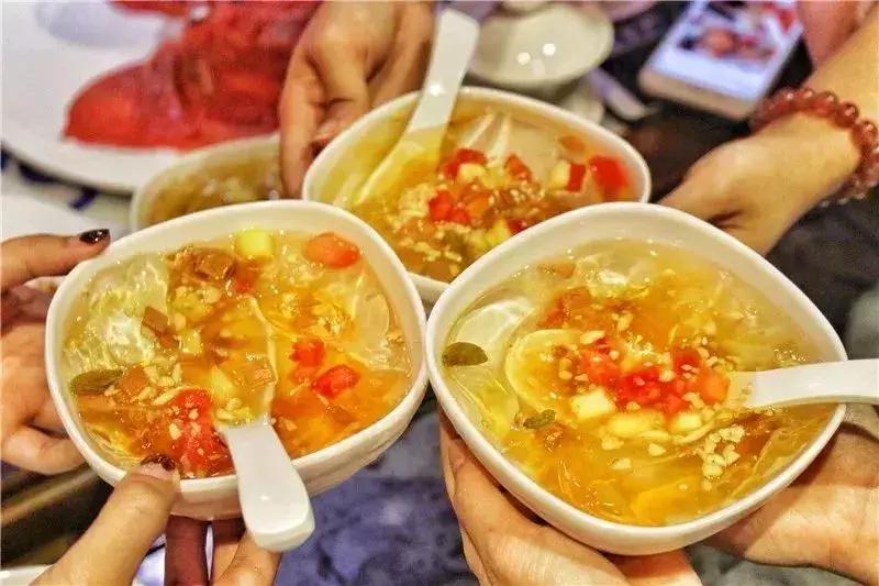 降温的第一锅简易海鲜火锅,降温的第一顿羊肉火锅