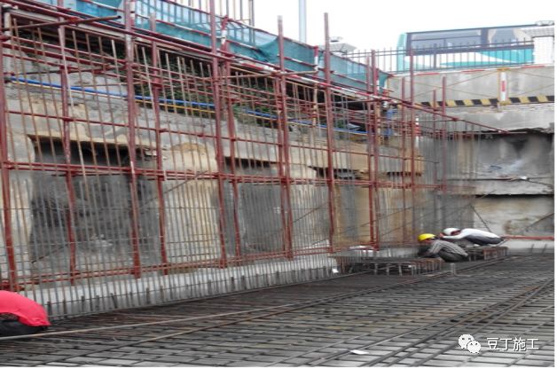 钢筋工程一平赚多少,钢筋工程需要多少钱