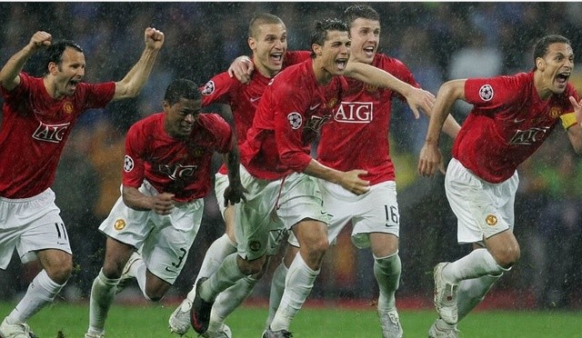 c罗曼联时期的最后一个帽子戏法,c罗在曼联时期经典庆祝动作