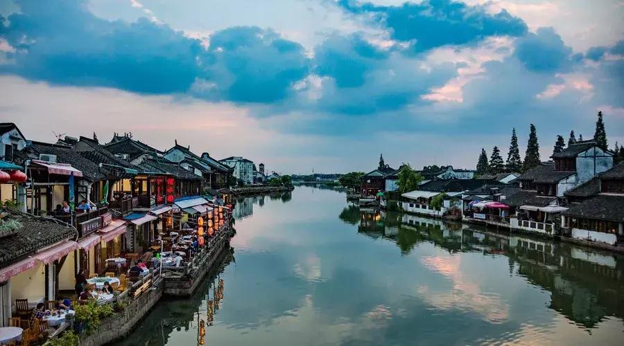 2019年上海二手房房价会跌吗,上海浦东新区二手房90平米多少钱