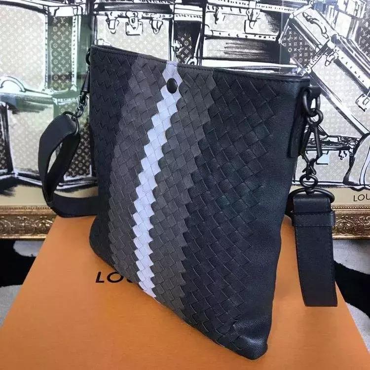 为什么真正的有钱人喜欢bmw,为什么有些人喜欢跟有钱人打交道