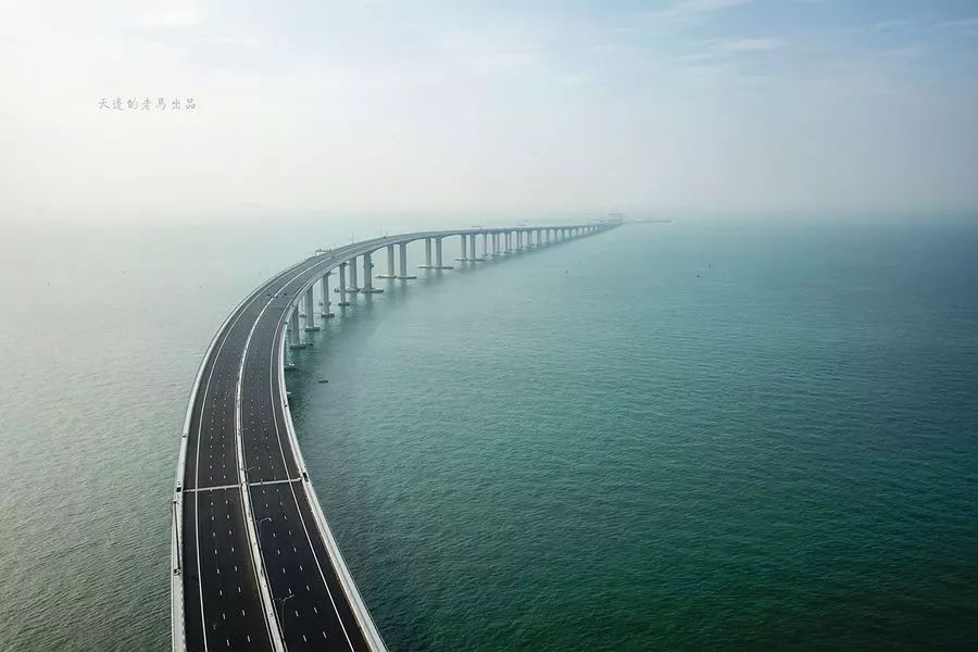 港珠澳大桥怎么通关去香港,去香港过港珠澳大桥攻略