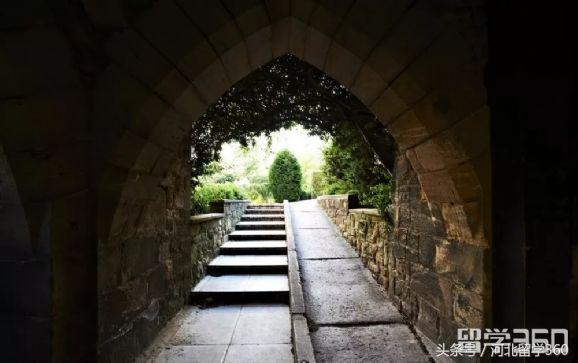 英国杜伦大学校园,英国杜伦大学有哪几个学院