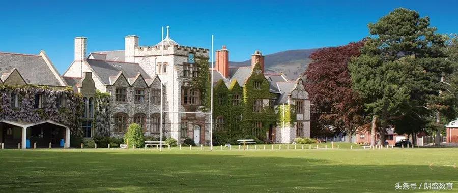 留学英国十大热门专业,英国留学被拒理由