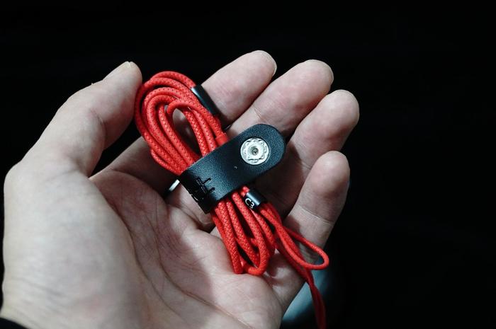 千万别吓着这个上海宁做的耳机以无敌的价格逆袭了整个耳机圈