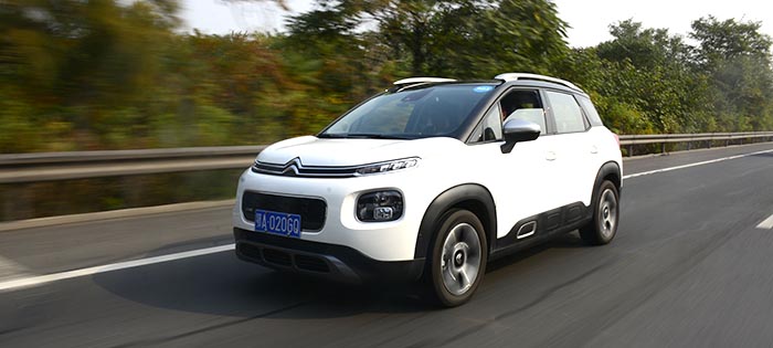 天生自带萌脸！试驾云逸1.2T/1.6T，最接地气的东风雪铁龙小型SUV