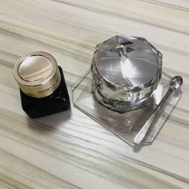 姑娘不会化妆,新手化妆入门怎么卸妆