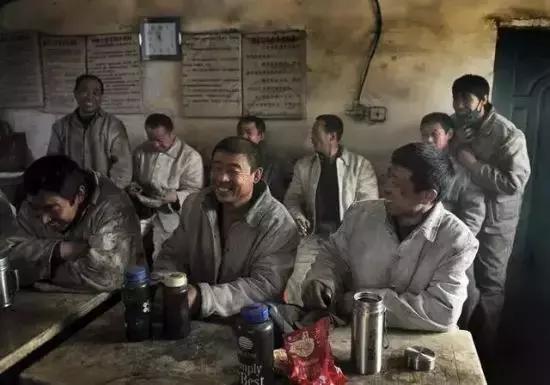 水泥多少价格一吨2015年,目前水泥售价多少钱一吨