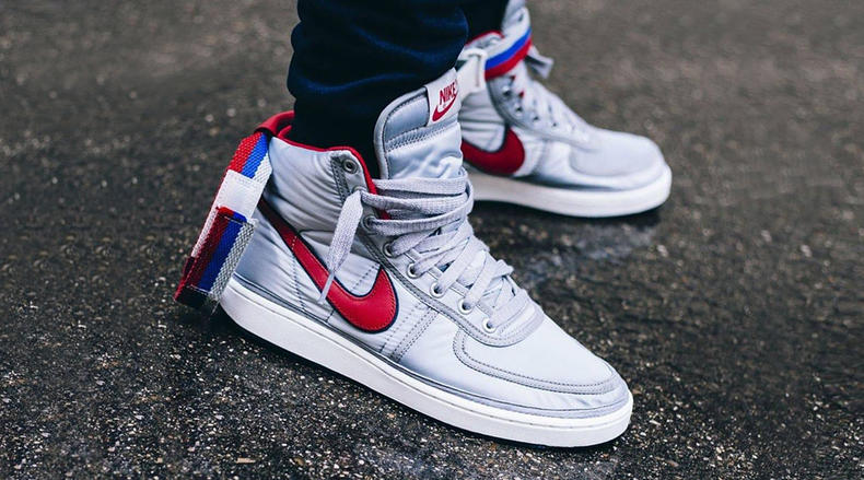 质感银灰色,银色未来感穿搭