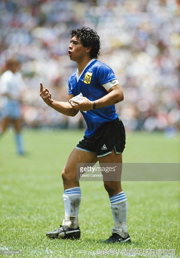 马拉多纳夺冠时的球鞋,球王马拉多纳球鞋