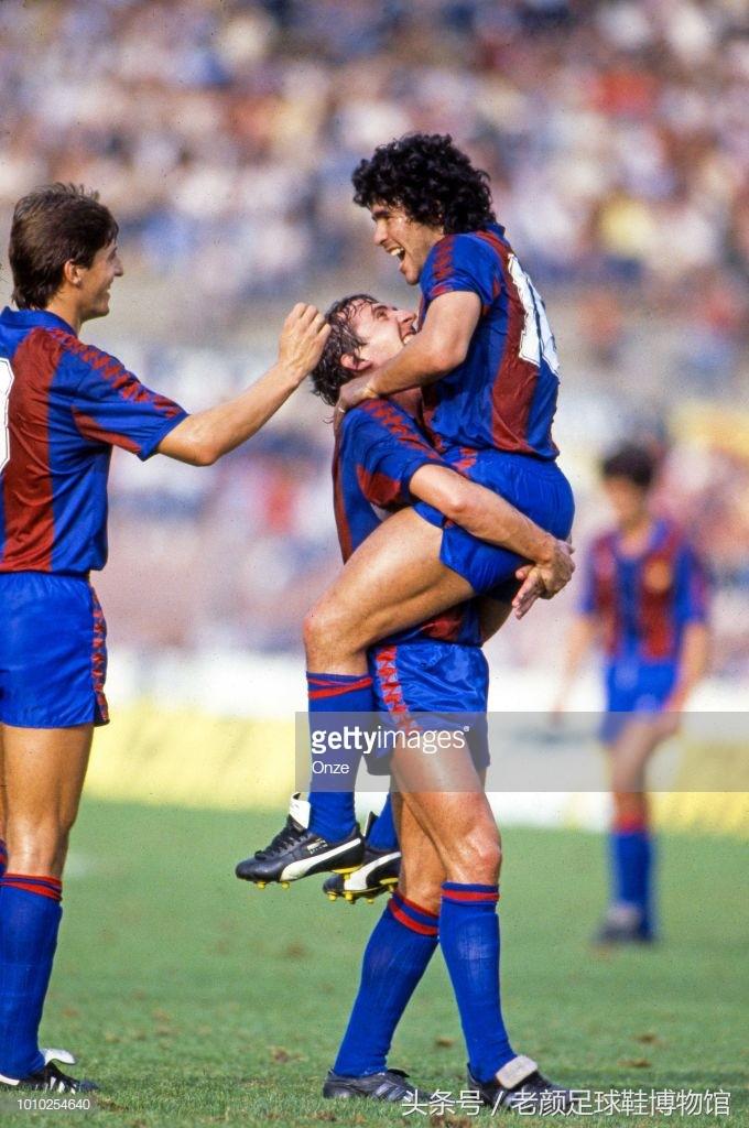 马拉多纳夺冠时的球鞋,球王马拉多纳球鞋