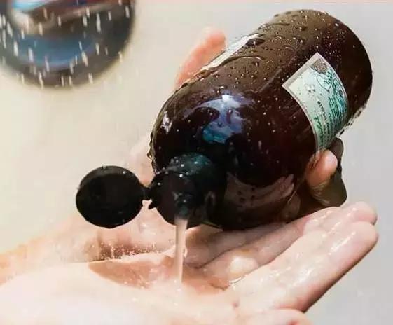 洗头“头发”掉一把?专家告诉你:这样有效“防脱发”!