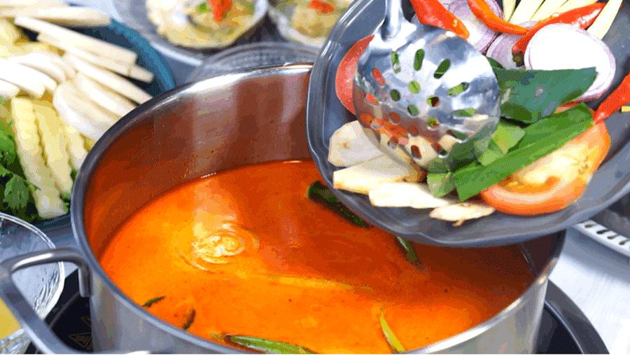 这里的海鲜竟然会蒸桑拿,让你一秒穿越到东南亚!