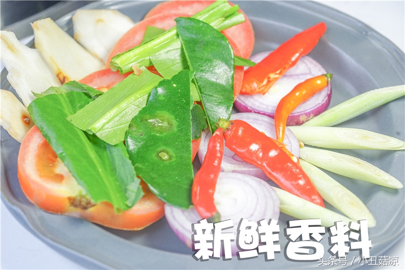 这里的海鲜竟然会蒸桑拿,让你一秒穿越到东南亚!