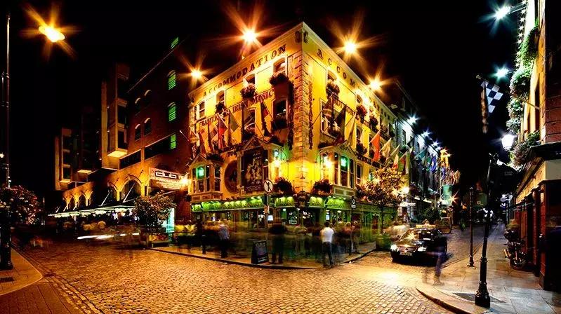 唐嫣罗晋维也纳结婚请帖地点,喜糖糖结婚