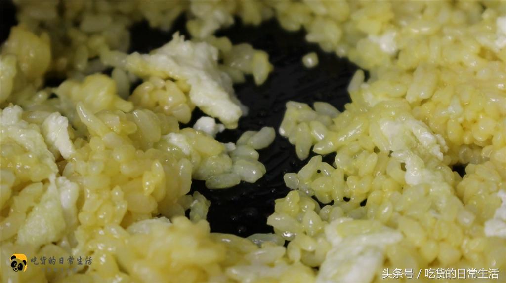 蛋炒饭的神仙做法黄金蛋炒饭,黄金蛋炒饭怎么炒好吃儿童
