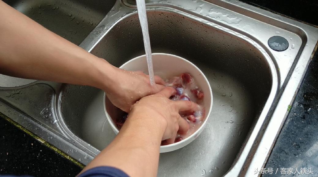 小炒菜好吃有诀窍，学会这一个炒法，出锅香过外面饭店的，真香！