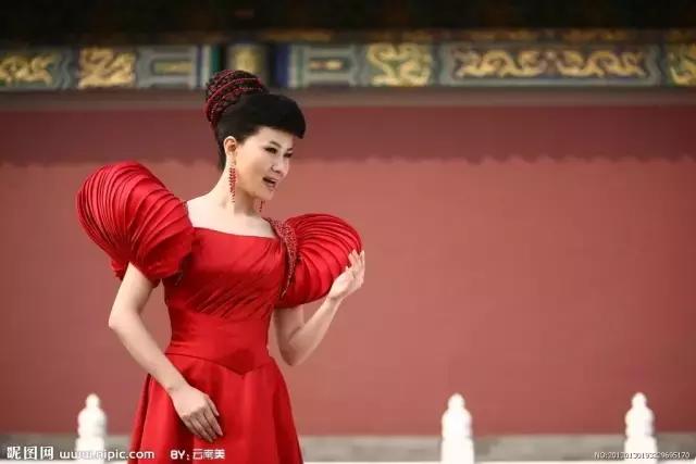 唱歌唱好的技巧,唱歌有哪些技巧术语