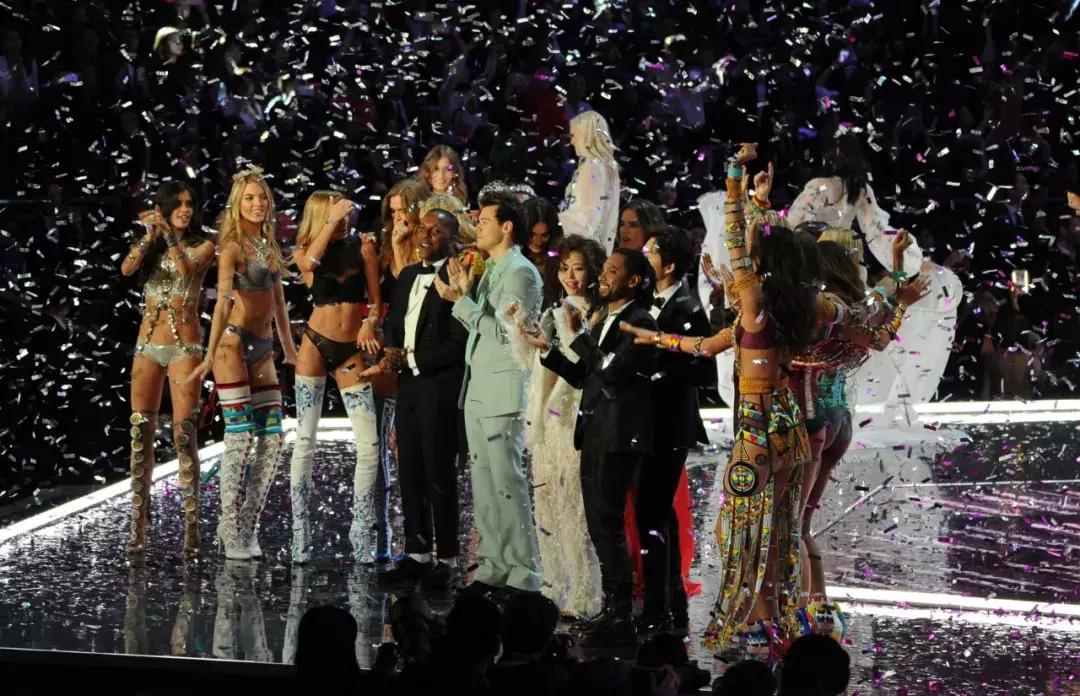 成都武汉晋级一线城市,成都离一线城市有多远