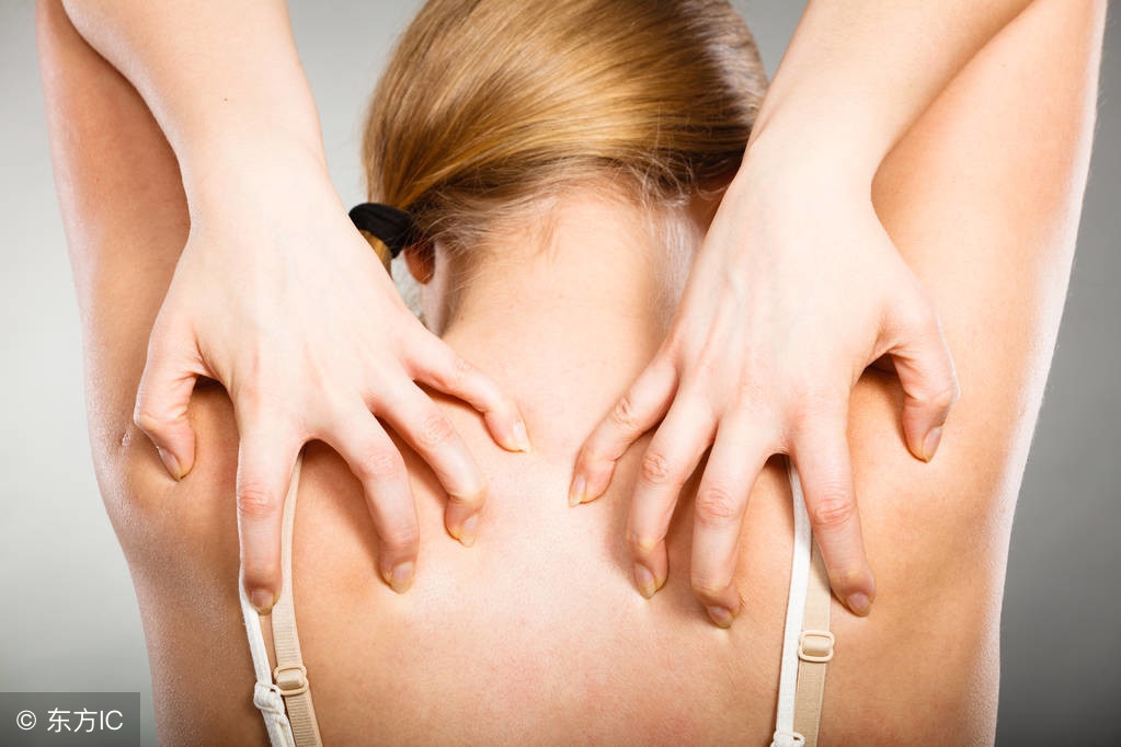 白天不痒晚上睡觉身体发痒,白天不痒到晚上皮肤就痒怎么办