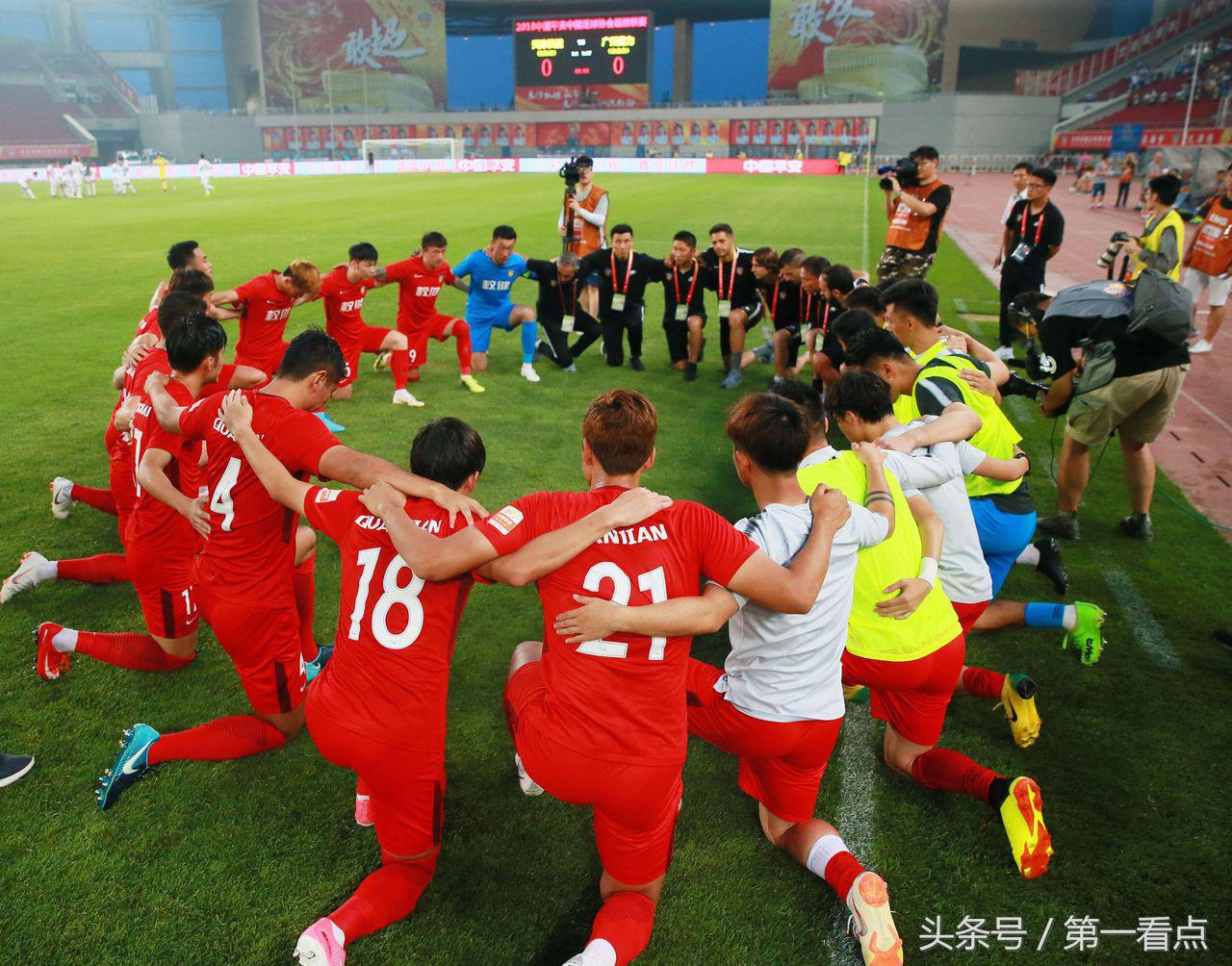 中超第27轮：央视直播3场，恒大、上港寸土必争！鲁能另有打算？