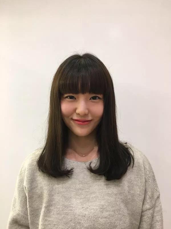 适合修饰脸型巨显脸小的刘海,如何根据脸型选择适合的刘海