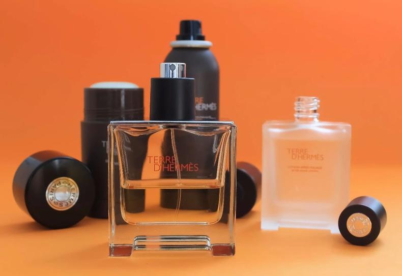 适合男士用的味道淡淡的男士香水,29款被女生公认最好闻的男士香水