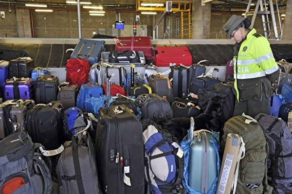 国外情侣买旧物发现6枚钻戒各国发生同样的事怎么处理