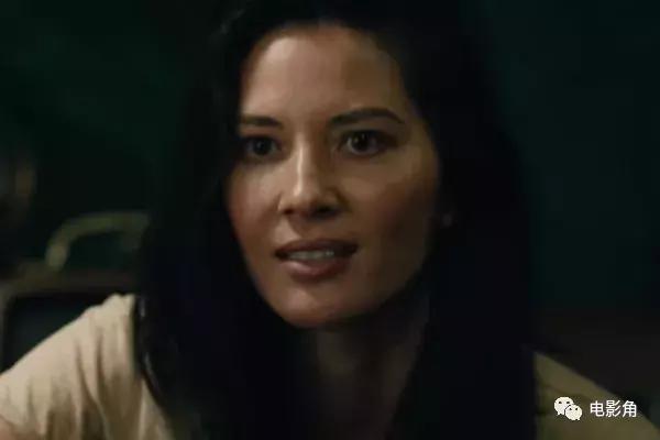 铁血战士不卡bug成就怎么做,铁血战士打不过就隐身