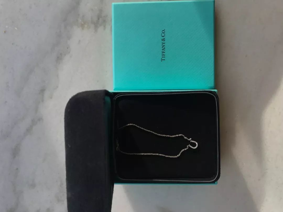 编辑们去了一趟时装周，攒了半年的工资全！没！了！