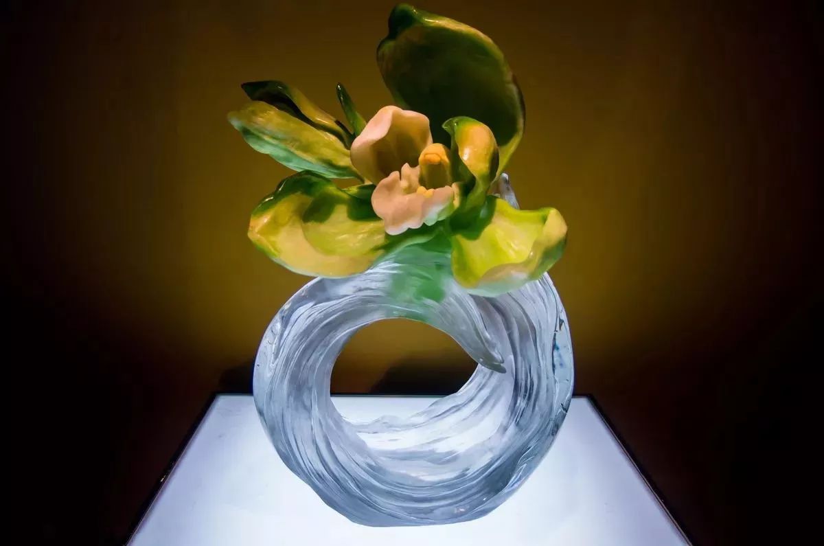 施华洛世奇水晶和天然水晶的区别,施华洛世奇天鹅水晶真假鉴别