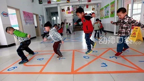 室内运动游戏100种玩法,室内活动游戏各种玩法