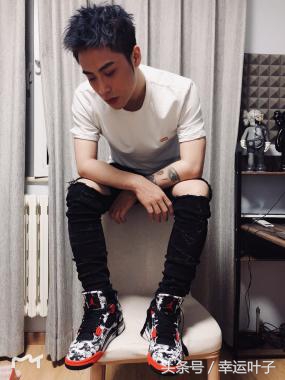 周汤豪aj3,周汤豪黑黄aj