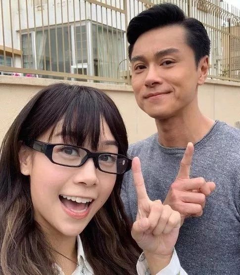 《法证先锋4》首日开拍工作花絮照！TVB力捧港姐：今天扮纯情少女