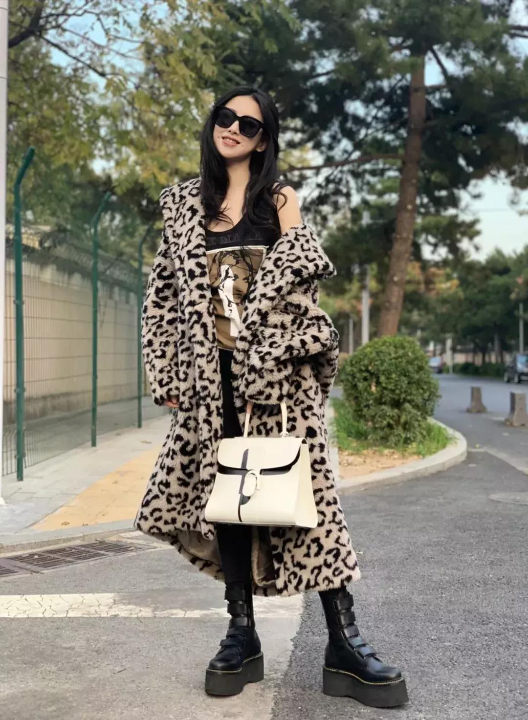 秋冬款的各式大衣教你应该怎样穿,呢子大衣到底怎么穿好看