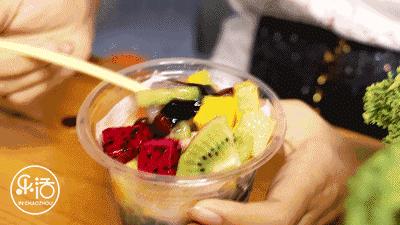 西新这家龟苓膏，从1998开到现在只卖情怀……