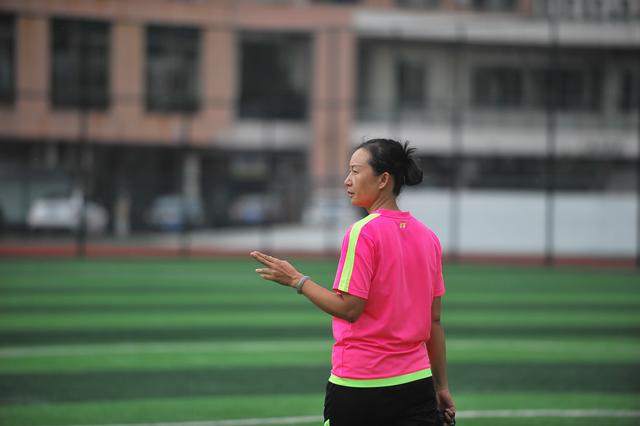 湛江女足袁建利,湛江市体育运动学校袁建利